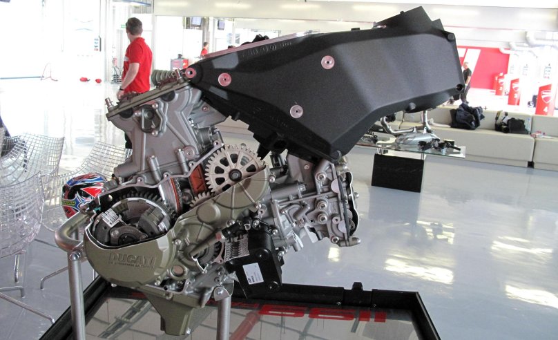 Двигатель на Дукати 1199 Панигале