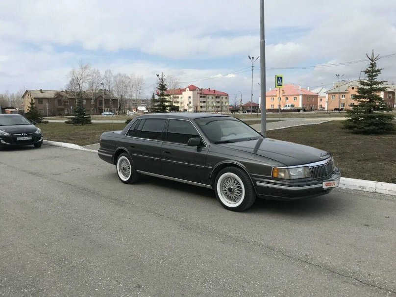 Линкольн Континенталь 1990