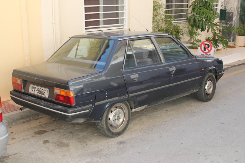 Renault 9 and 11