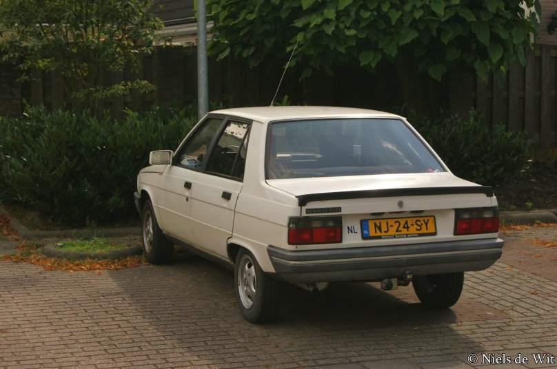 Renault 9 1982