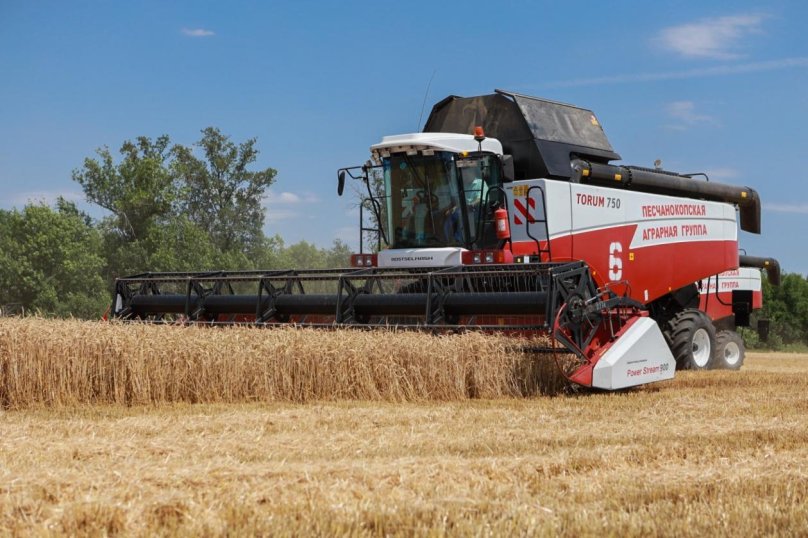 Зерновой комбайн Ростсельмаш