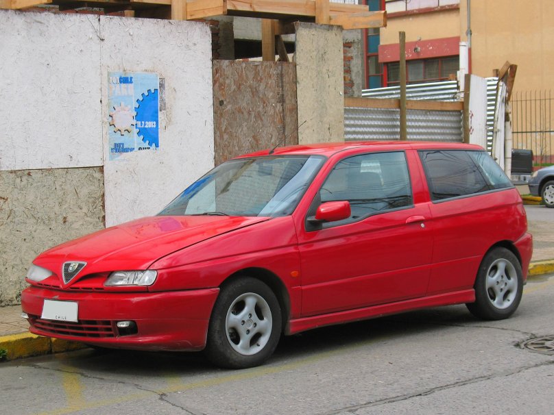 Alfa Romeo хэтчбек 1996