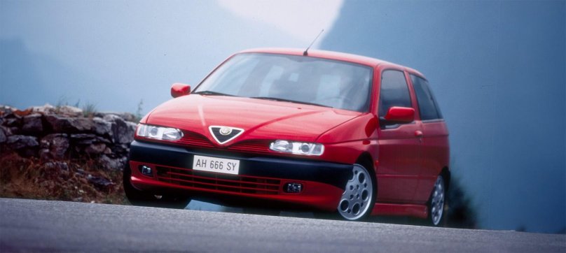 Alfa Romeo 145 1995