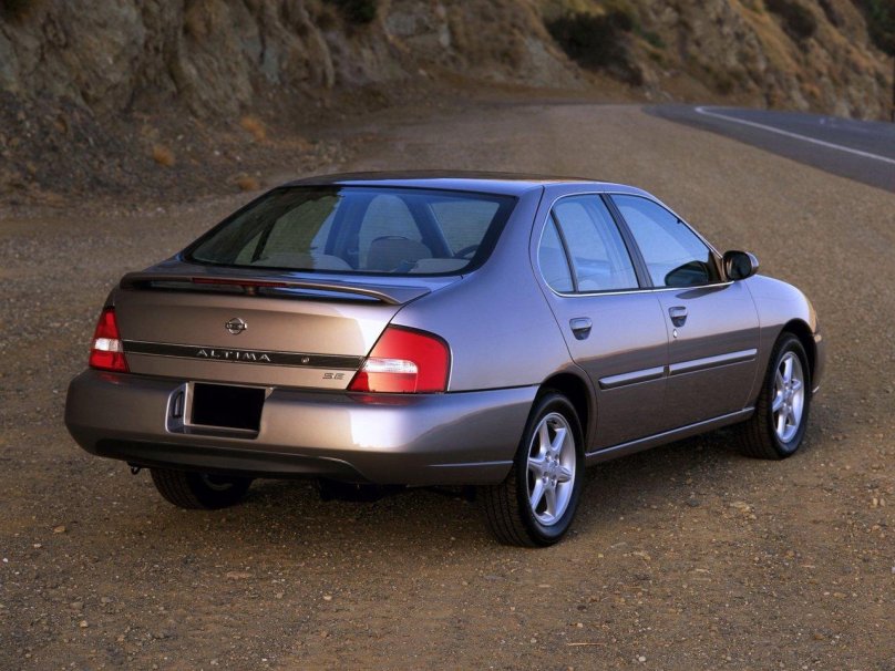 Nissan Altima 2001