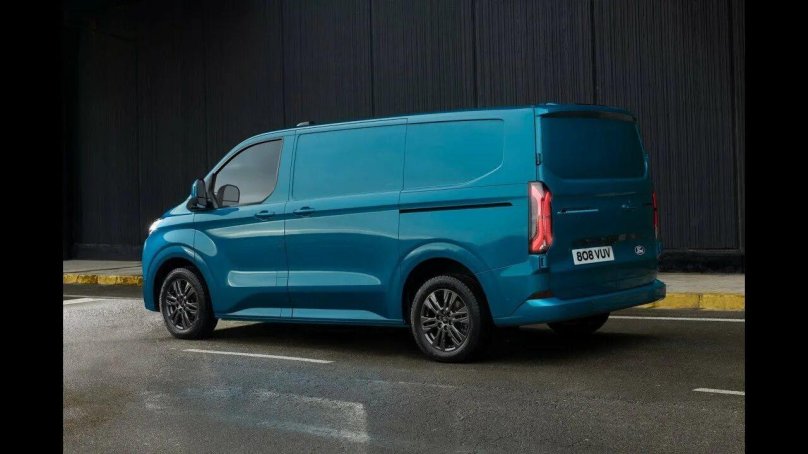 Ford e-Transit Custom 2023