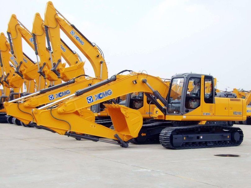 Гусеничный экскаватор XCMG xe215d