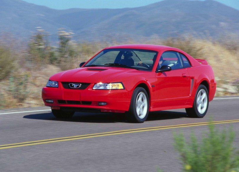 Форд Мустанг 4