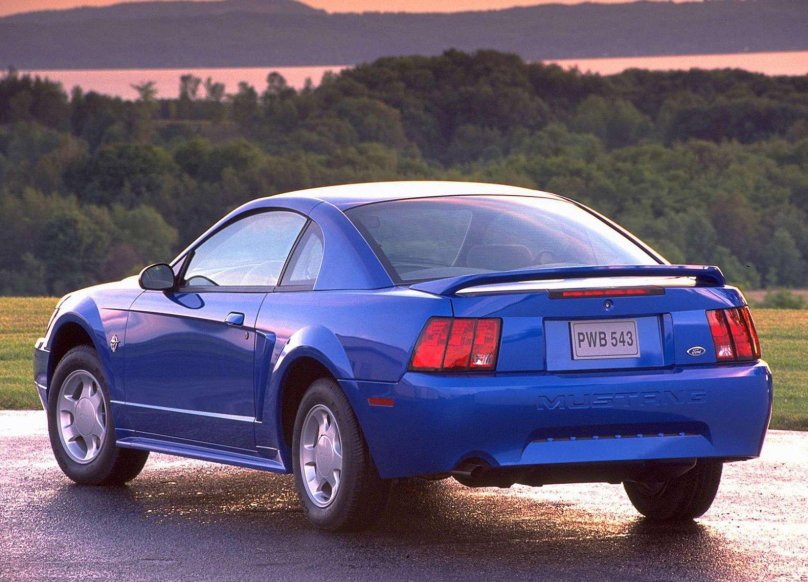 Форд Мустанг 1998-2004