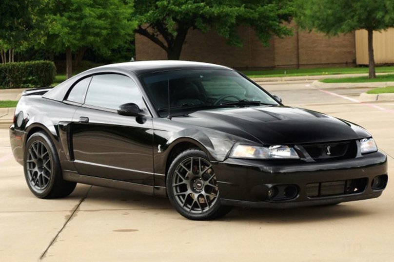 Ford Mustang SVT Cobra