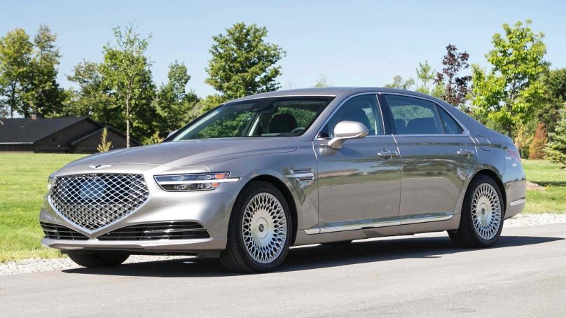 Genesis g90 2021