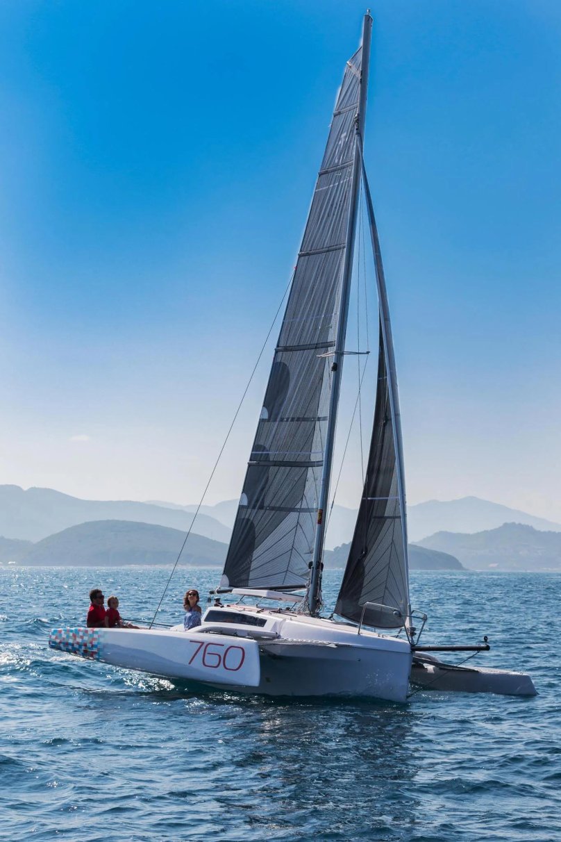 Катамаран Корсар