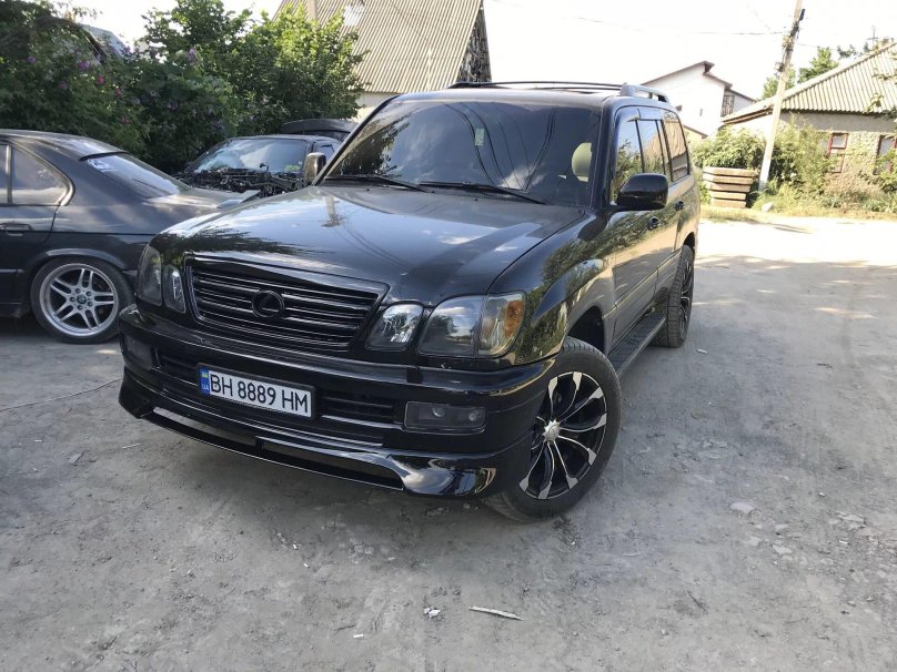 Lexus LX 2003 Tuning