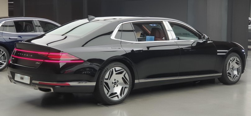 Genesis g90 LWB 2023