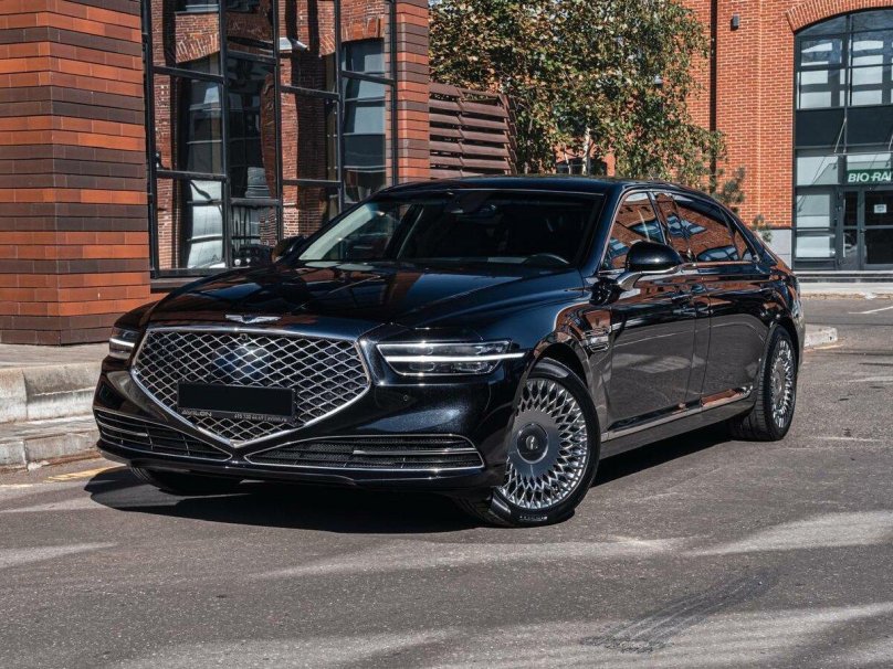 Genesis g90 Limousine