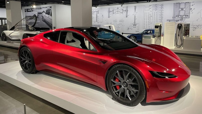 Tesla Roadster 2020