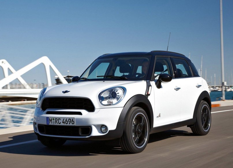 Мини Купер Кантримен