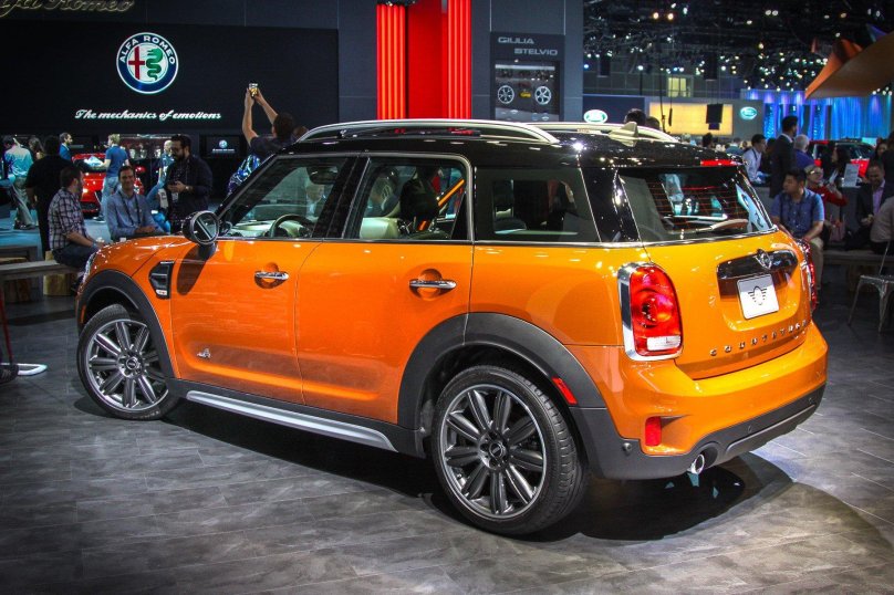 Мини Купер паркетник