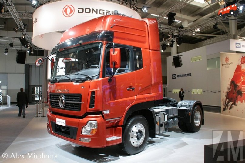 Донг Фенг седельный тягач