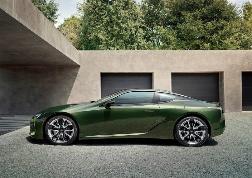 Lexus LC 500 Green