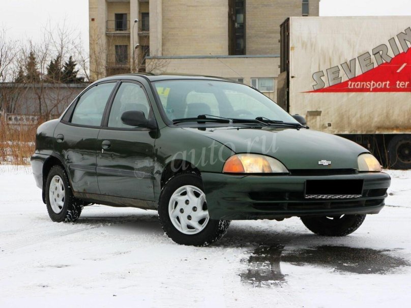 Шевроле метро 2001