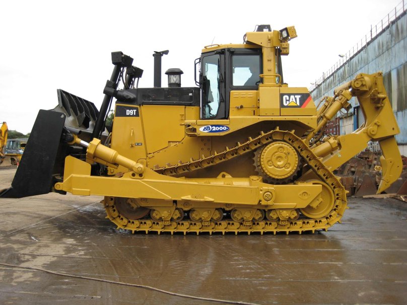Бульдозер Cat d9r