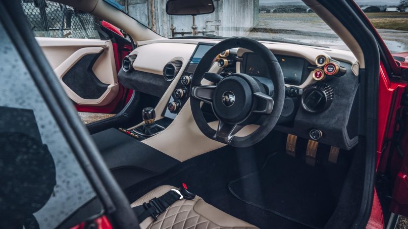 TVR Griffith 2018 салон