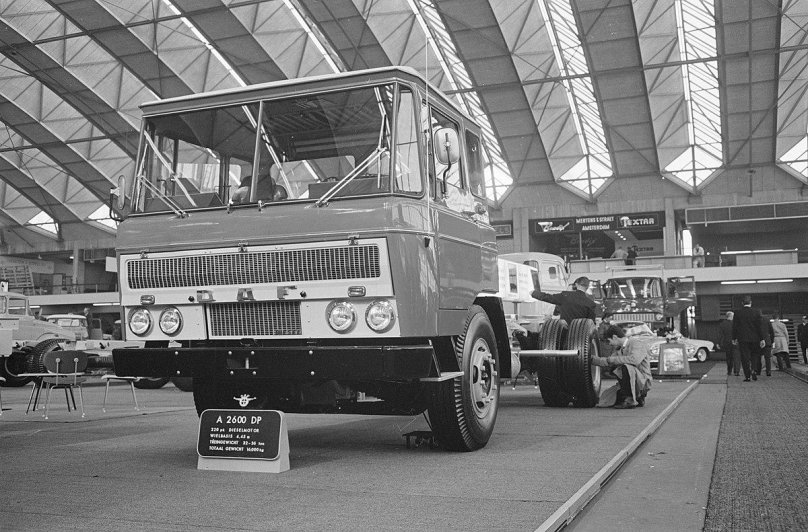 МАЗ-6422 опытный