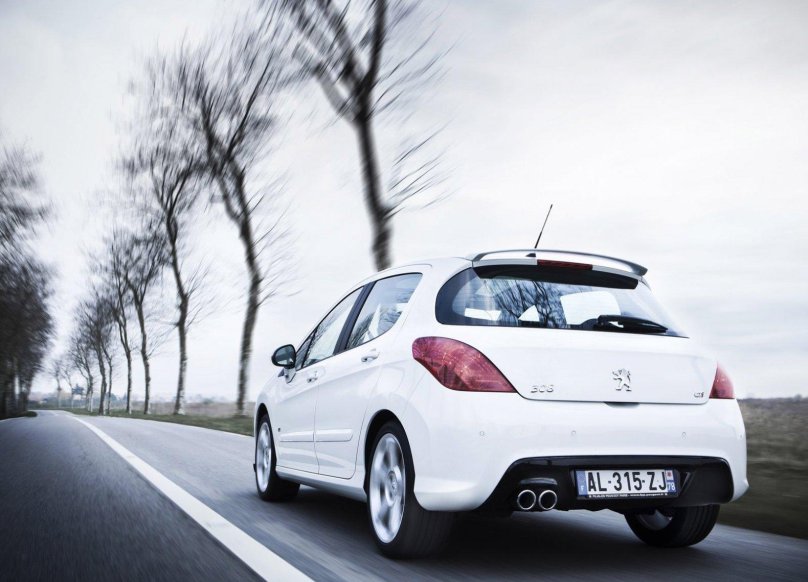 Peugeot 308 GTI 2012