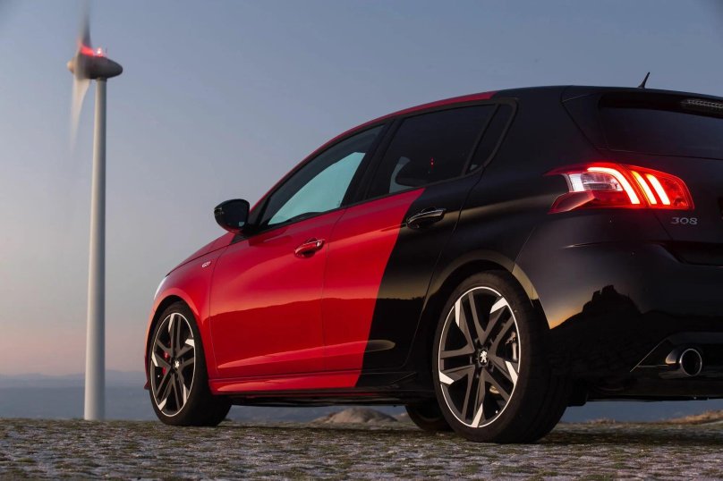 Peugeot 308 GTI 2011