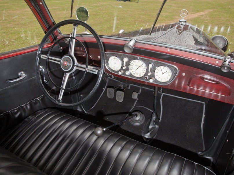 Mercedes-Benz 320 Pullman Limousine w142