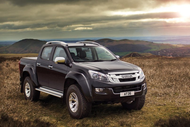 Isuzu d-Max at35