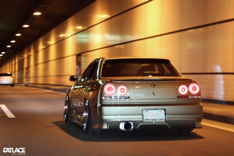 Nissan Skyline er34 Сток