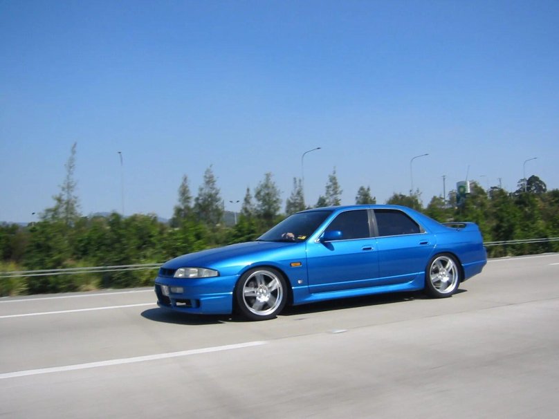 Nissan Skyline r33 4 Door