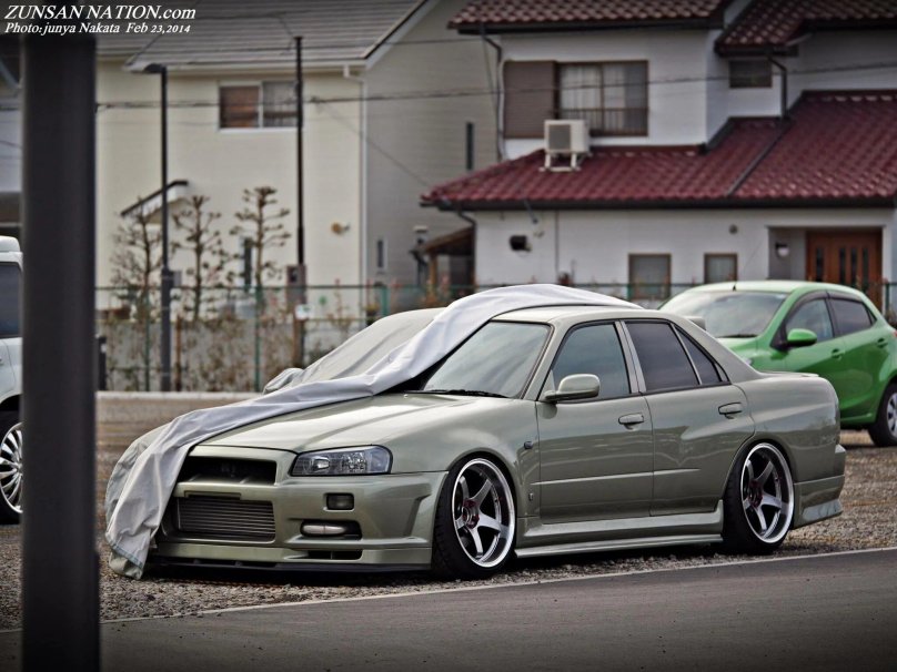 Ниссан Скайлайн р34 седан