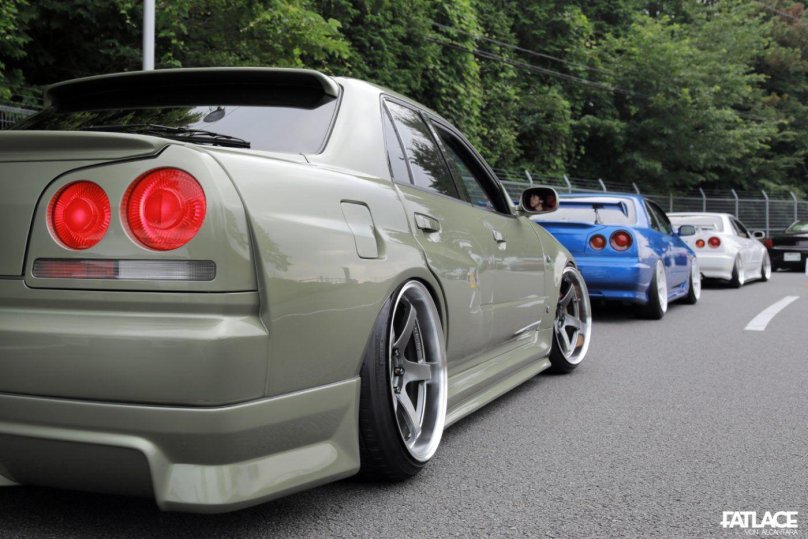 Nissan Skyline er34