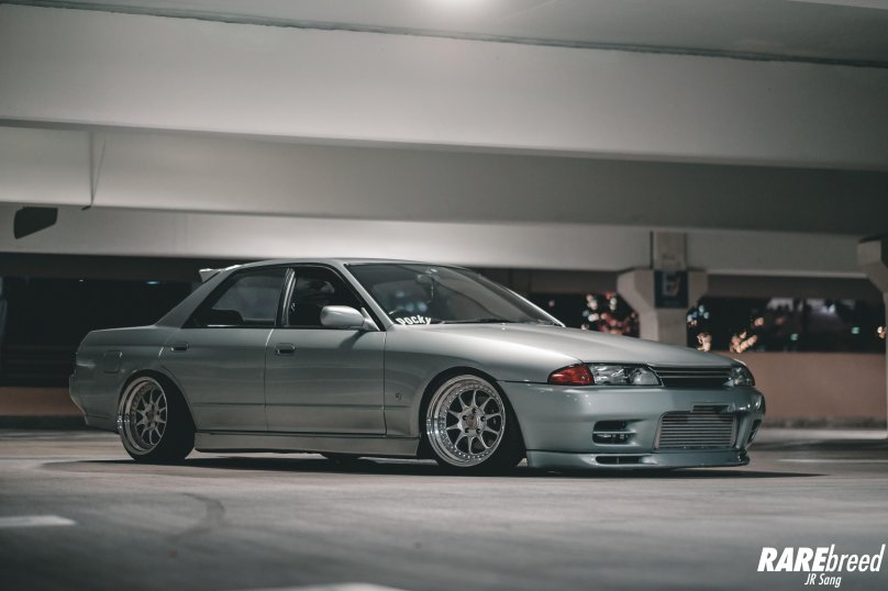 Skyline r32 sedan