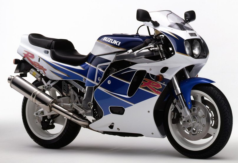 Сузуки GSX 750