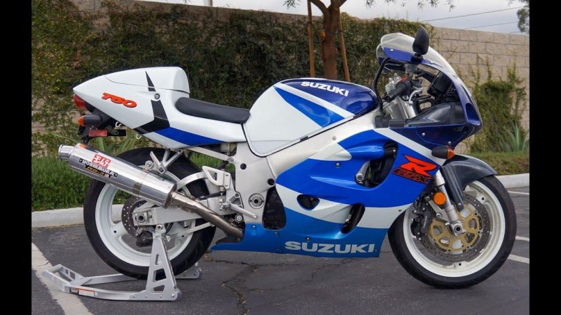 GSX R 750 SRAD