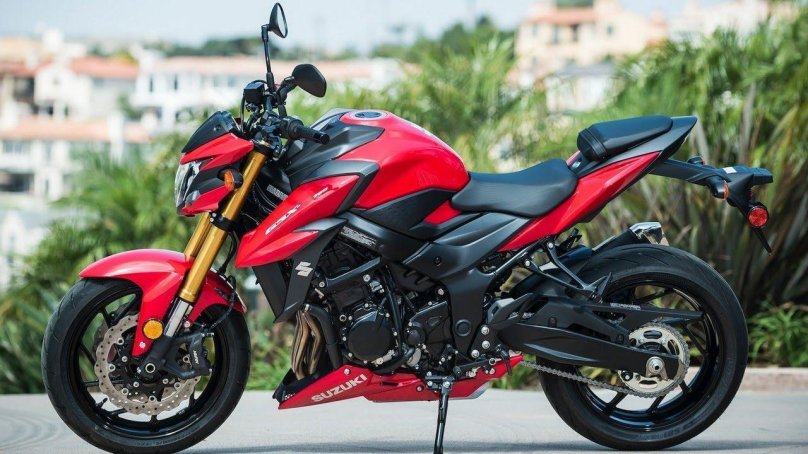 Suzuki GSX s750
