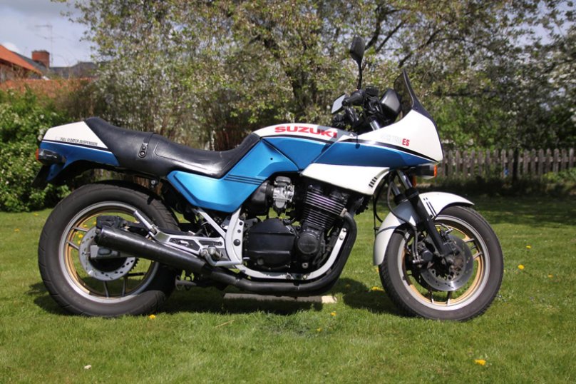Suzuki gsx750es