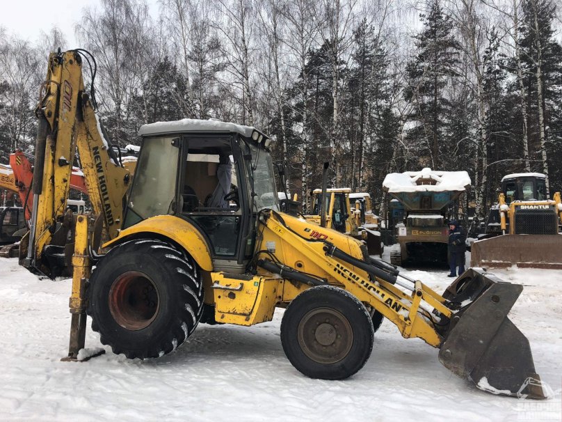 Экскаватор-погрузчик New Holland b115b