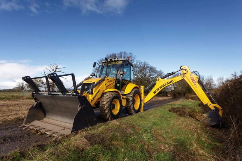 Экскаватор-погрузчик New Holland b110