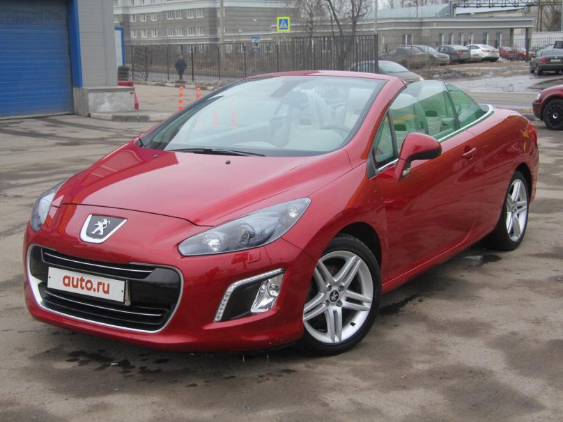 Пежо 308 красная