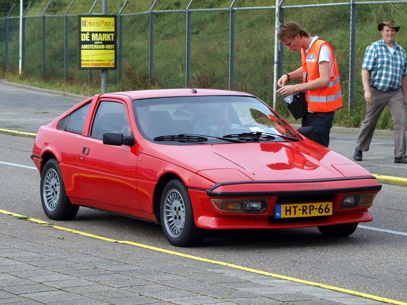 Матра мурена машина