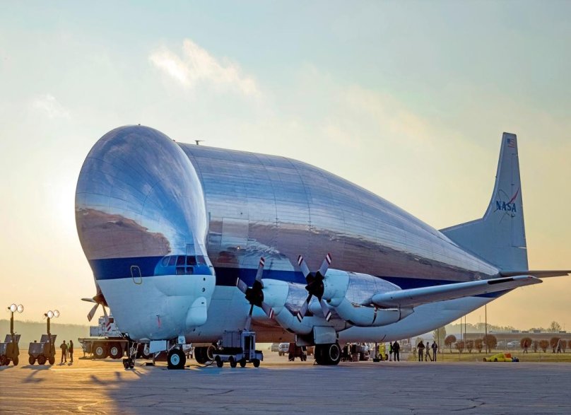 Aero Spacelines super Guppy