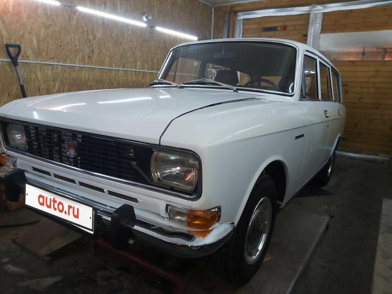 Москвич 2137 белый