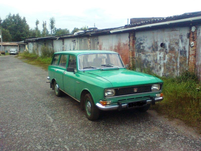 Москвич 2137 зеленый