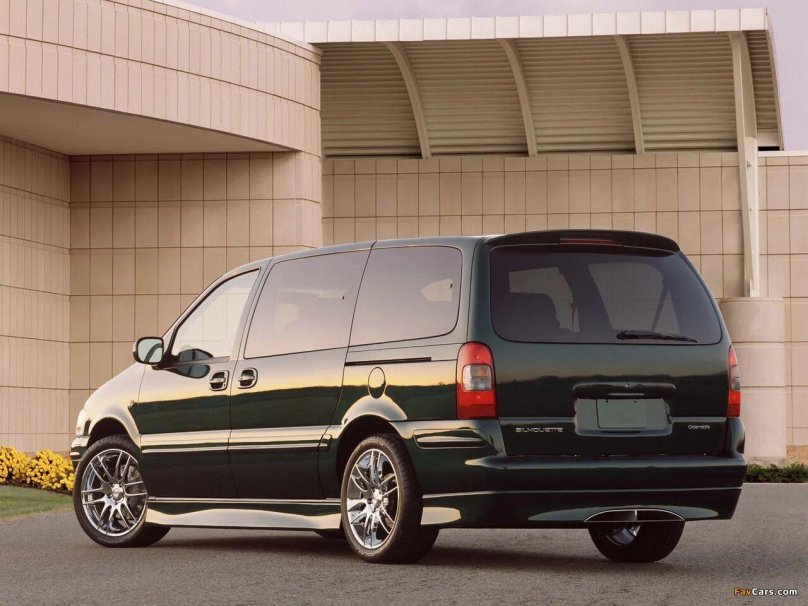 Oldsmobile silhouette, 2000