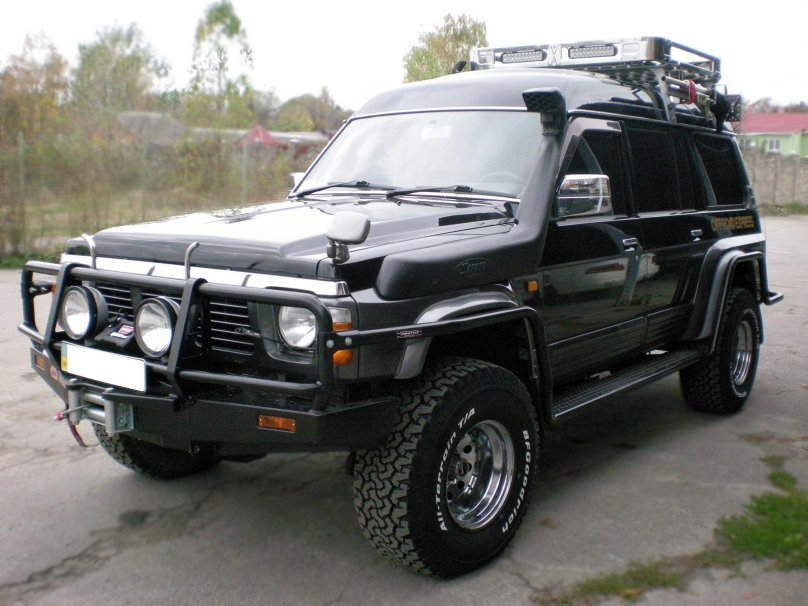 Ниссан Патрол 60