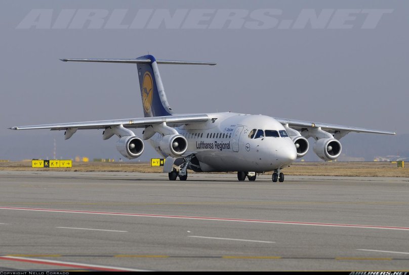 Avro 146 самолет